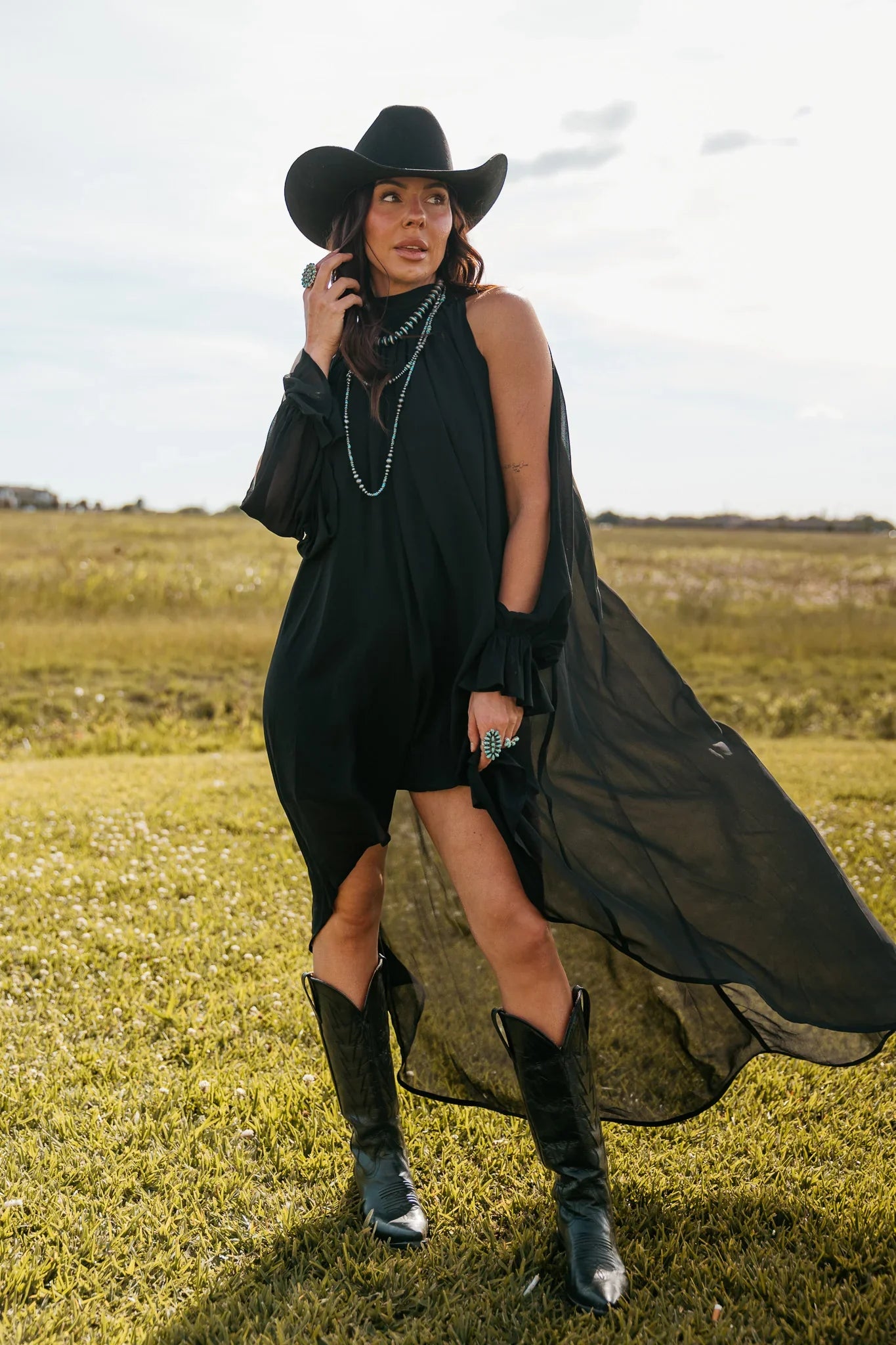 high waist maxi dress Shawl Sequined – Aurohaya The Long Dress Guide Size:M - Long MAXI (47.2 in | 120 cm) mensize:XXL 100% polyester Care instructions