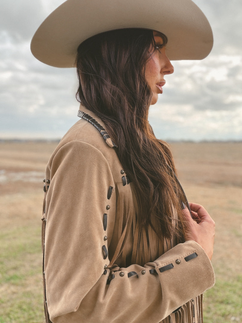 Horseshoe Jacket (Dusty Sand)