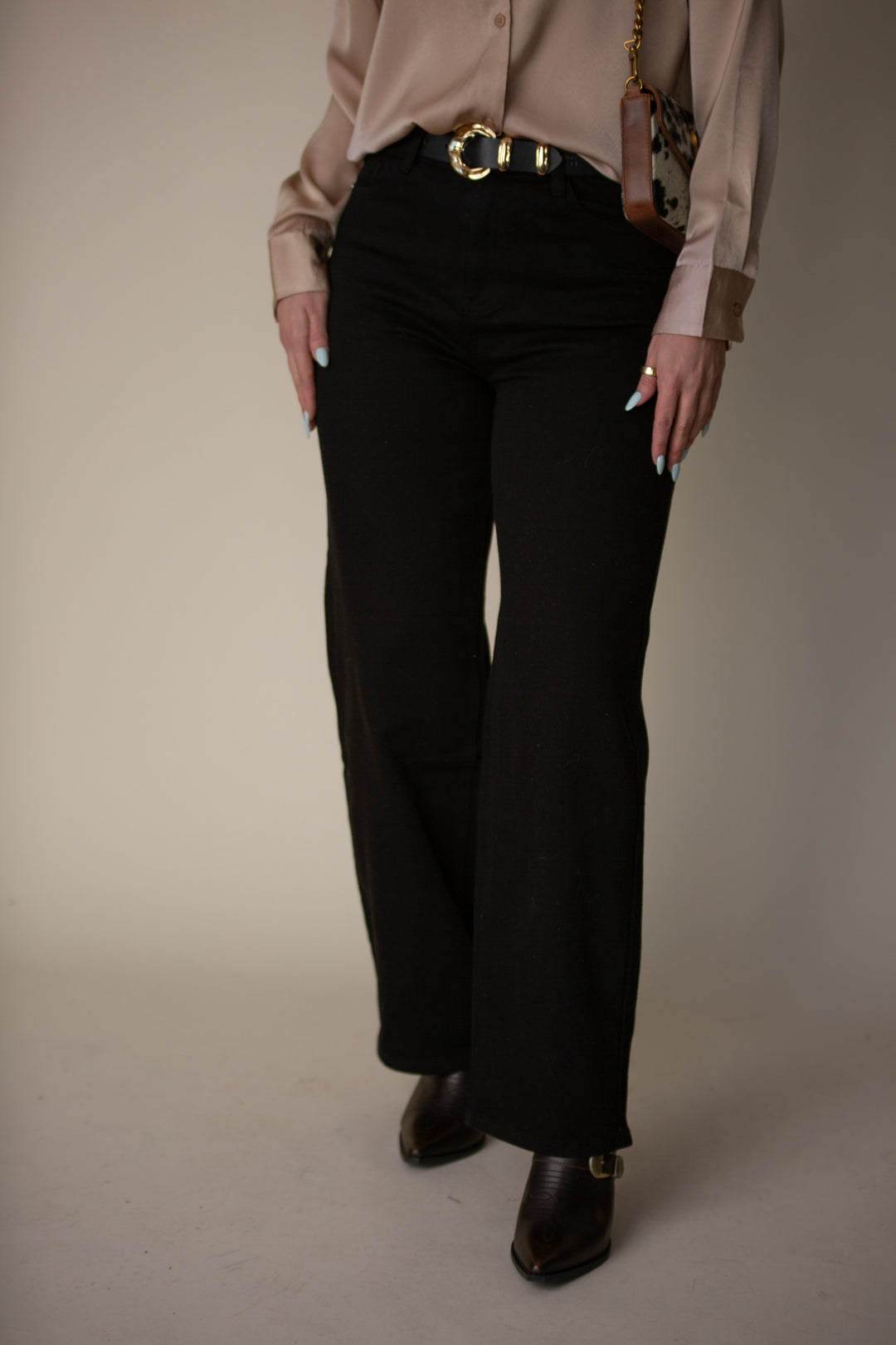 High-Rise Wide Leg Jeans – Black Stretch Denim