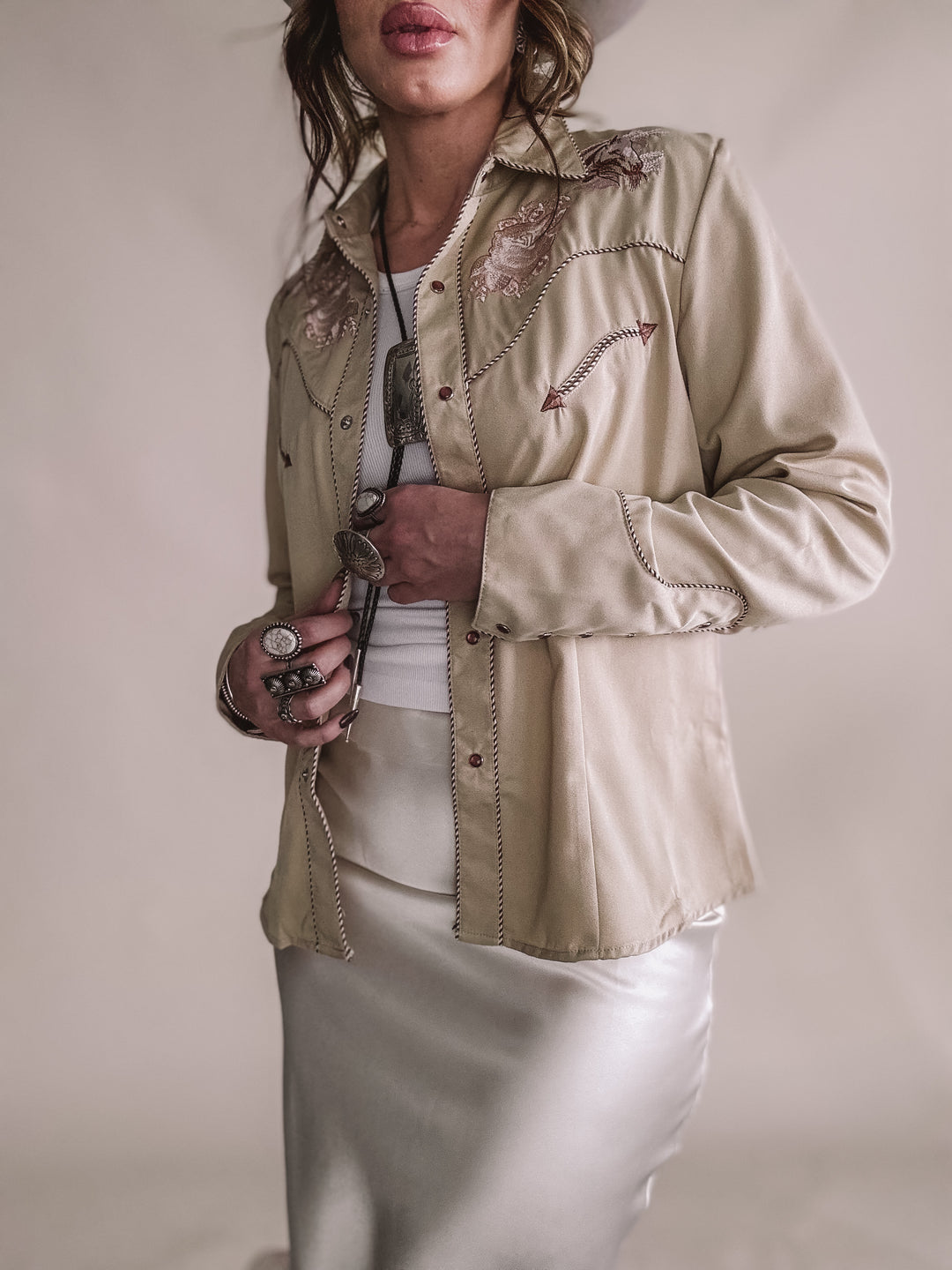 Scully Embroidered Horse And Rose Pearl Snap