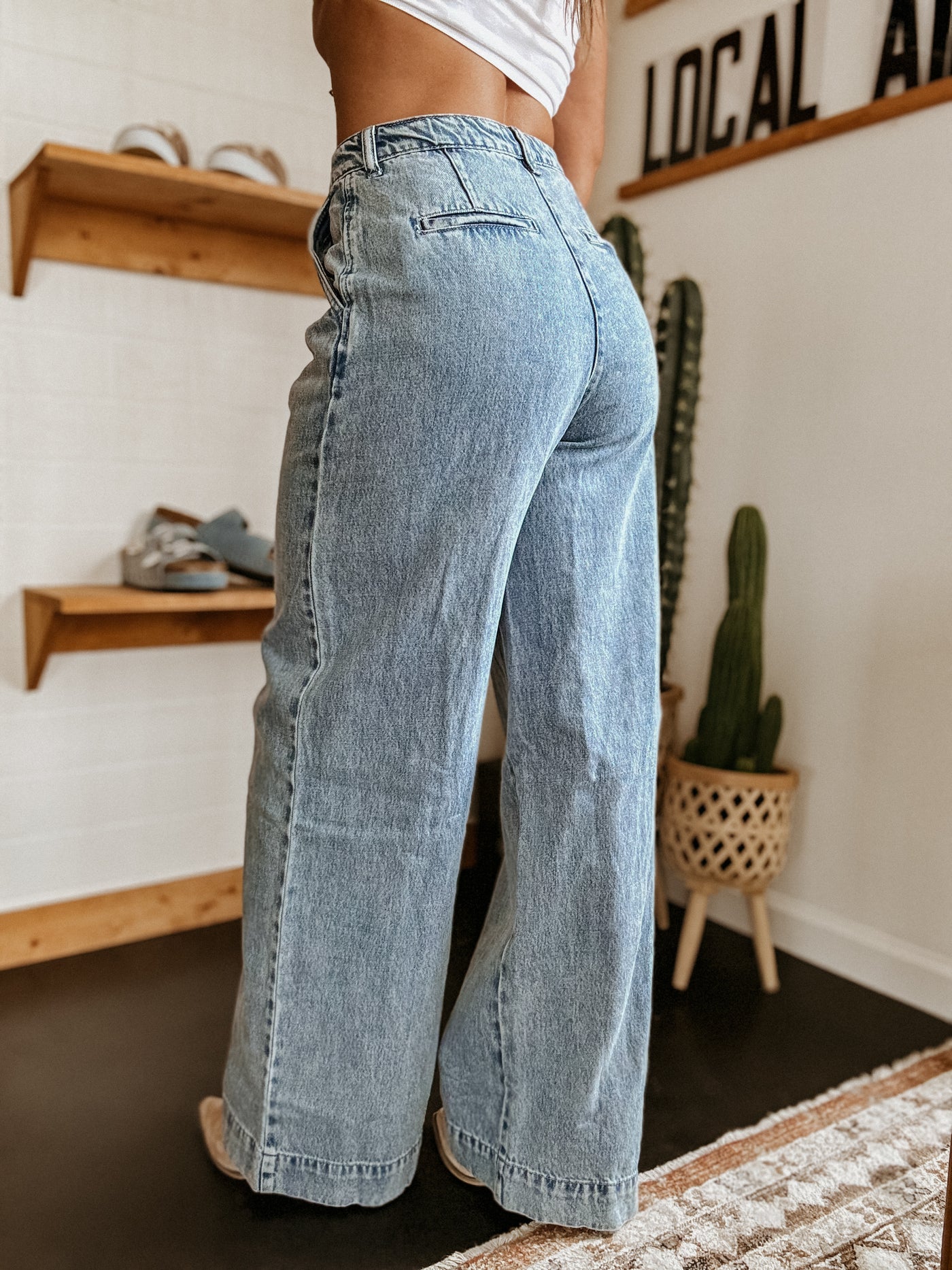 The Pleated Wide Leg Jeans