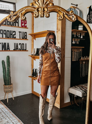 The Buckle Babe Dress (CAMEL)