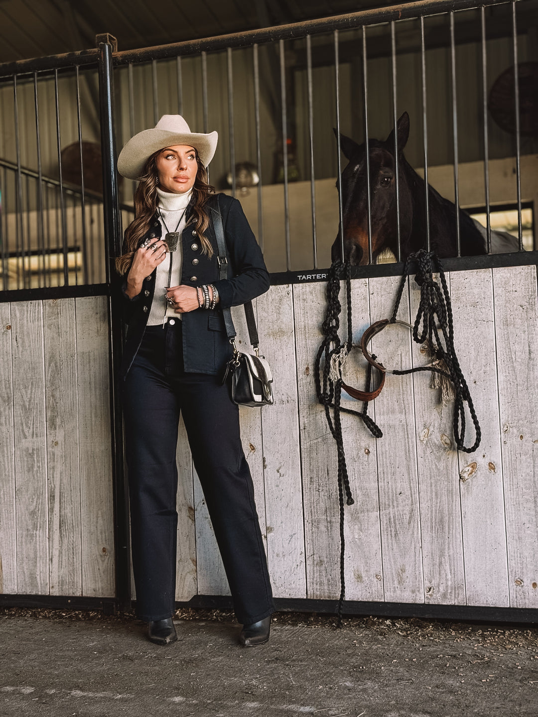 High-Rise Wide Leg Jeans – Black Stretch Denim