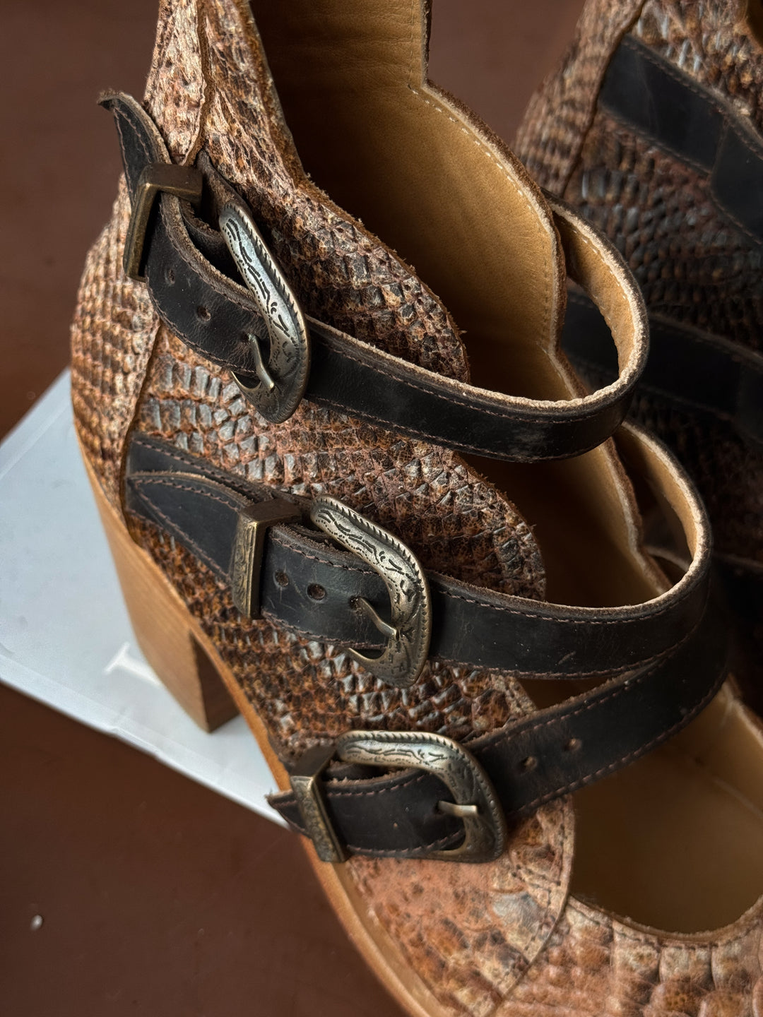 Agave Sky Georgia Buckles - Cognac