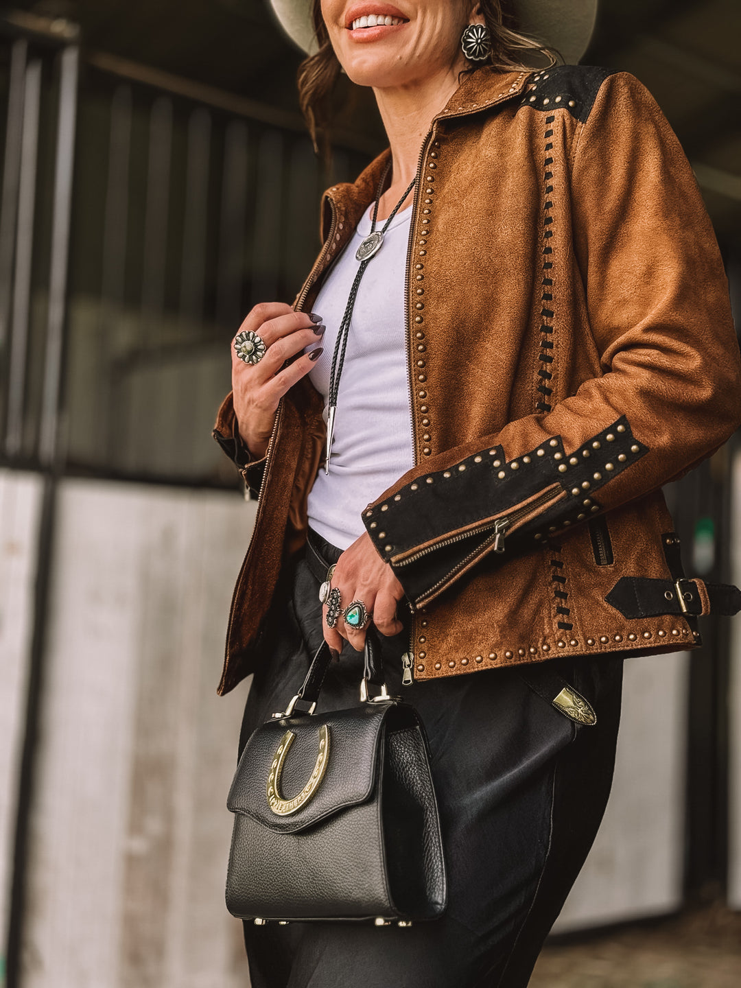 A jaqueta cravejada Scully