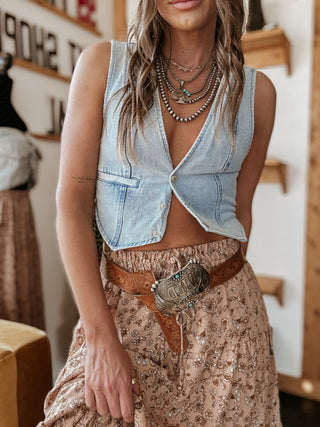 Ol’ Denim Cowgirl Vest (LT WASH)