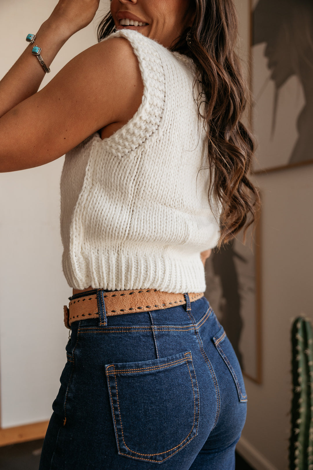 Bronco Knit Sweater vest - White