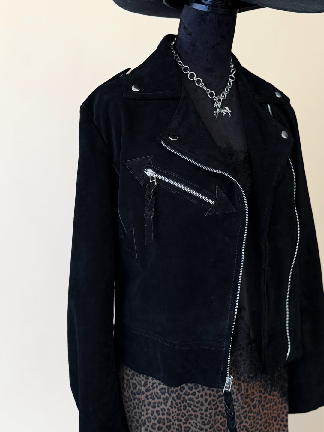 Cowgirl Retro Biker - Black