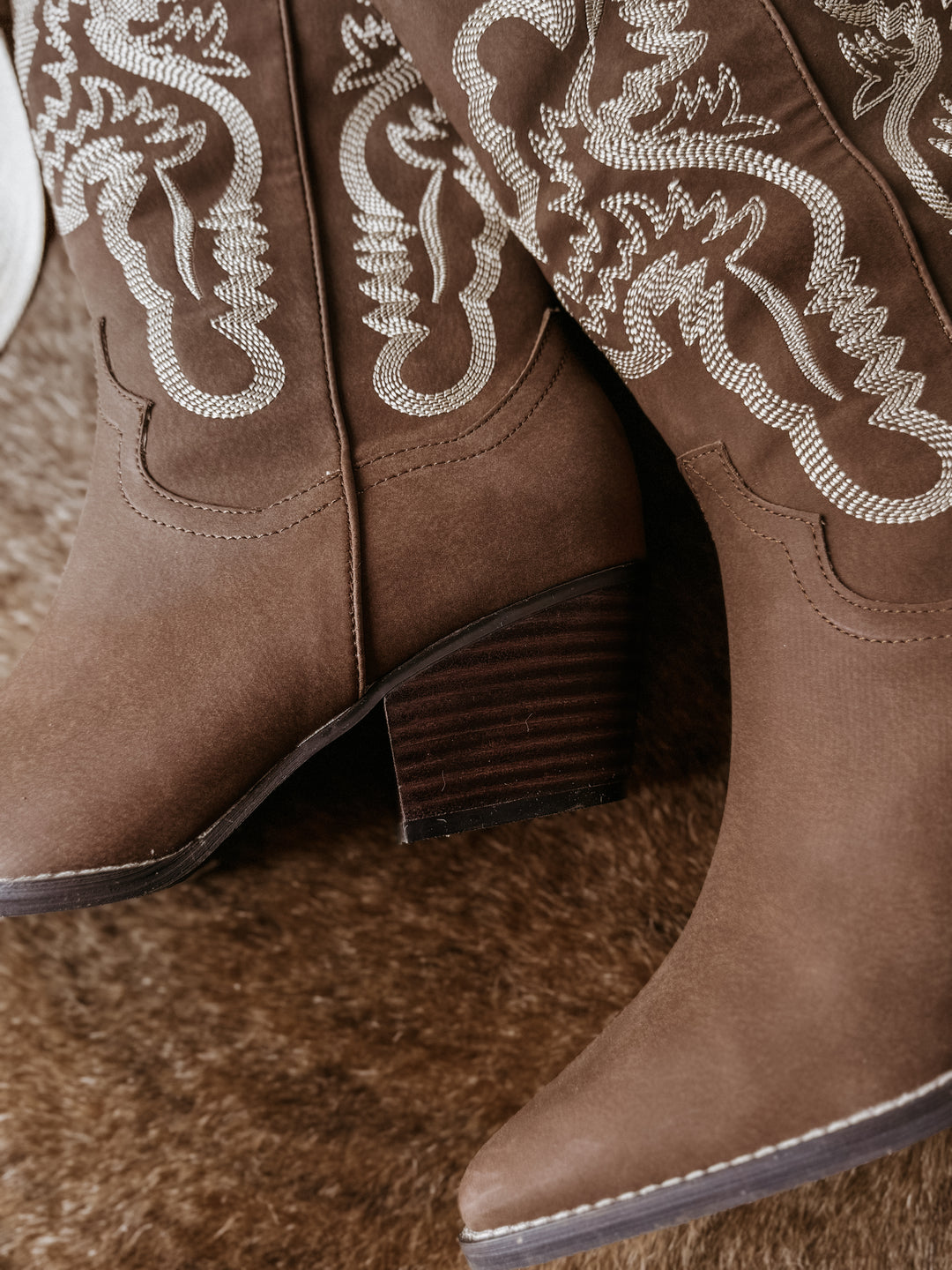 The Amaya Boots (Cocoa)