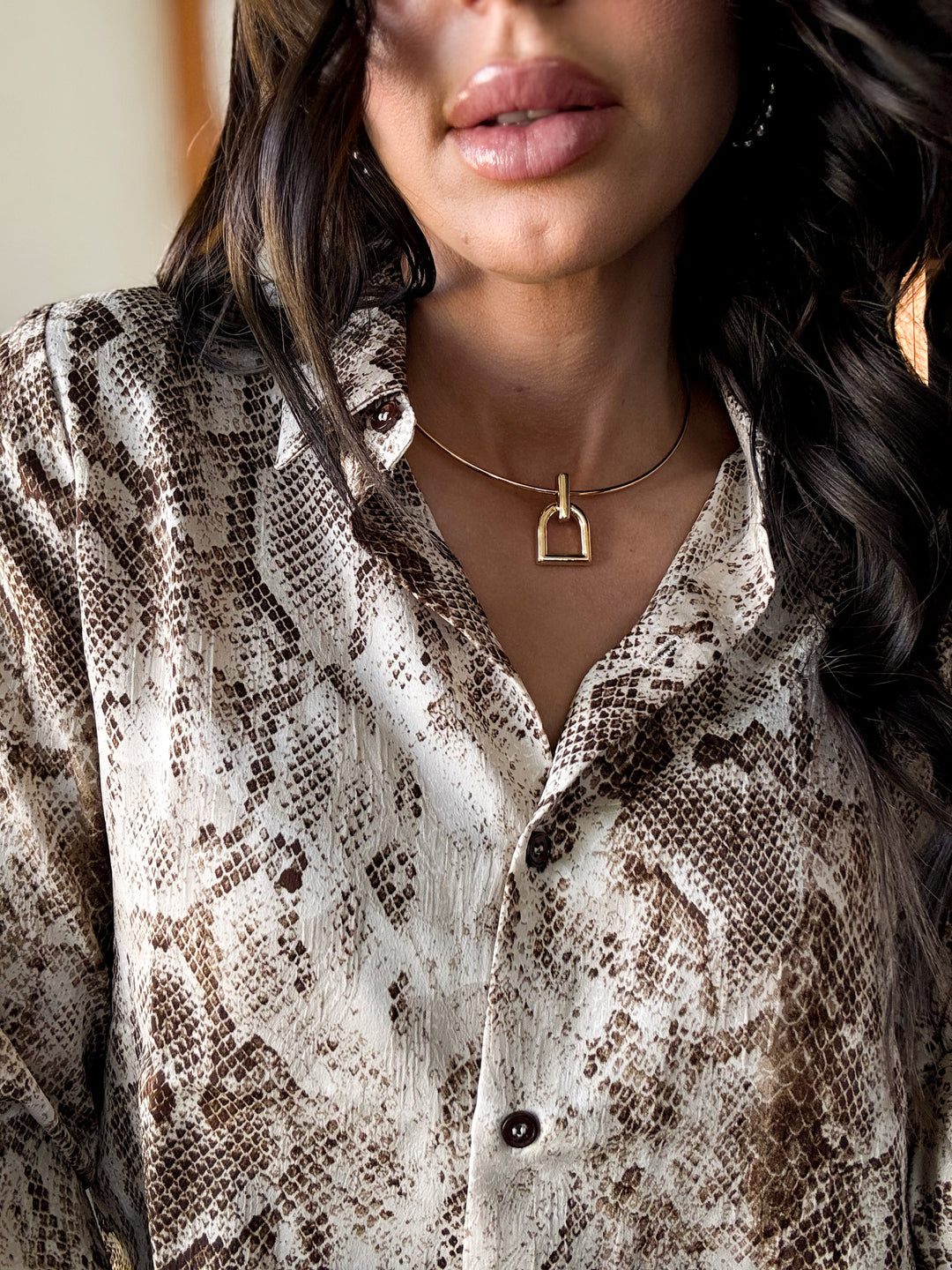 Stirrup Pendant Choker - Gold