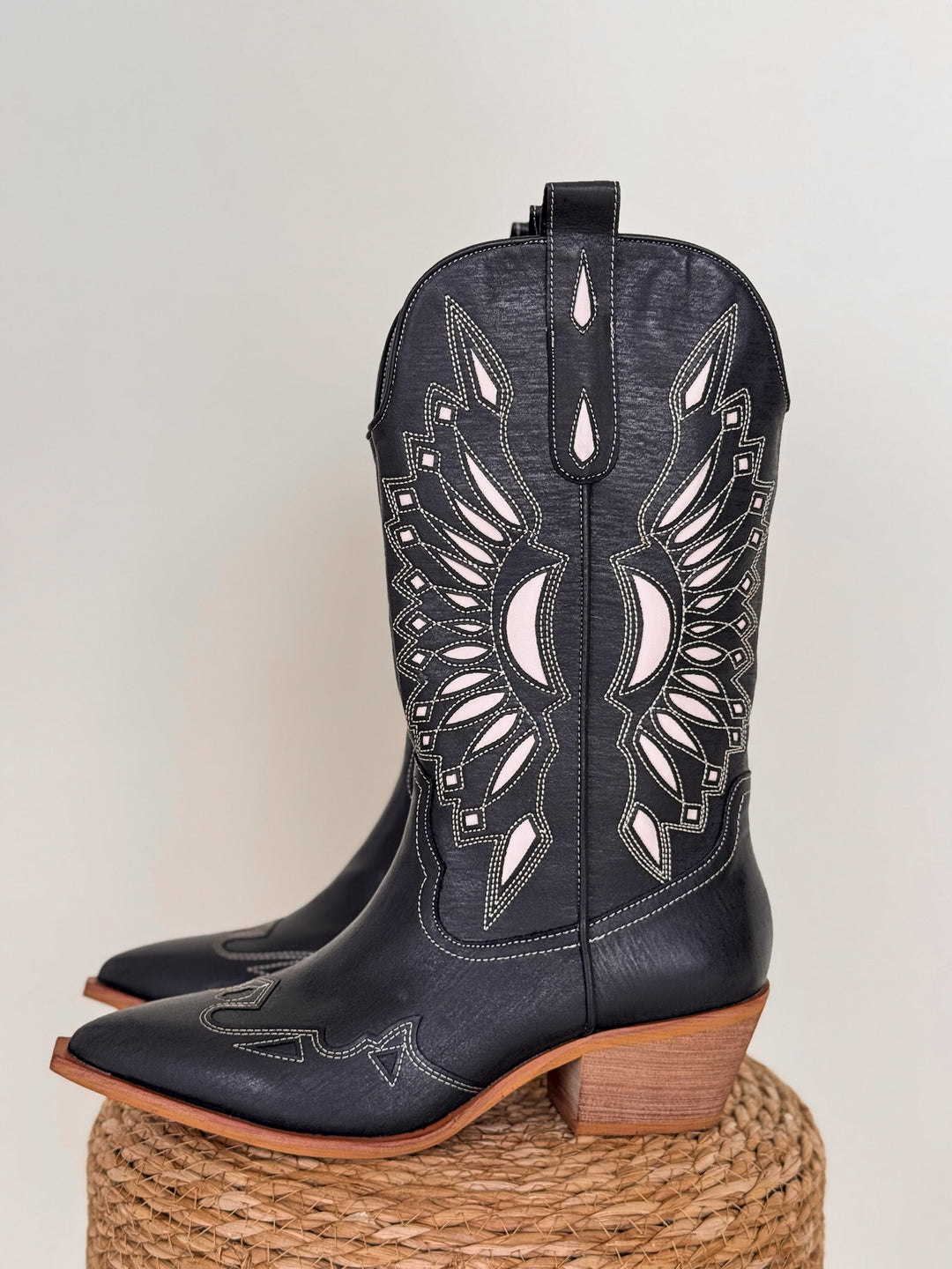 Botas Western Sun com recortes (BLK)