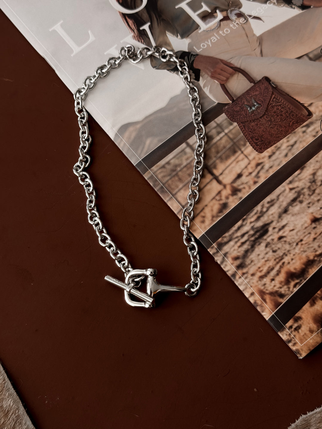 Horsebit Toggle Necklace - Silver