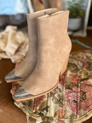 The Zion Bootie (Cedar Wood)