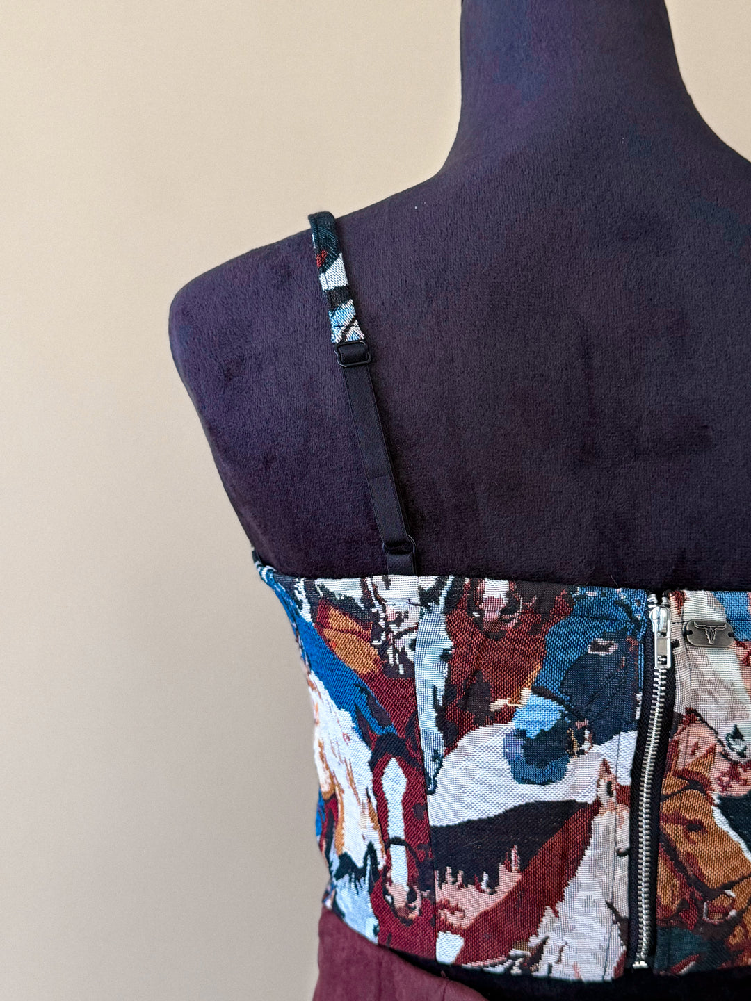 Woven Jacquard Horse Corset