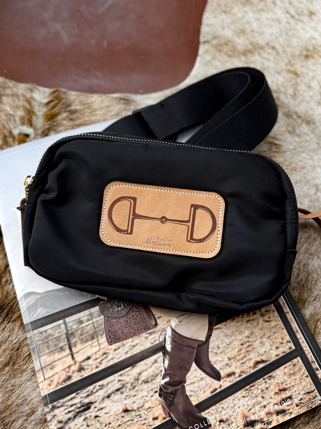 Snaffle Bit Belt Bag | Black