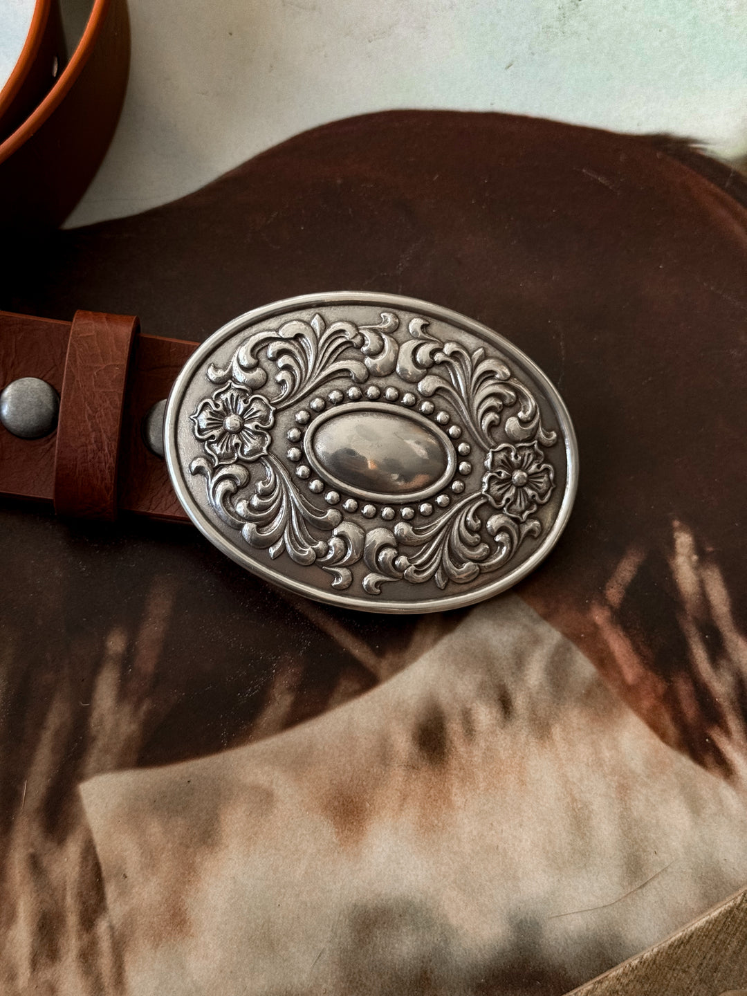Western Floral Etched Oval Buckle Belt - Brown