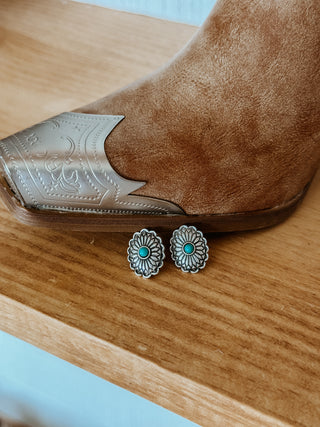 Lil’ Oval Concho Earrings