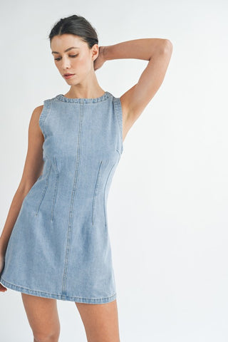 The Cinched Denim Dress (LT WASH) *PRE ORDER 1/10*