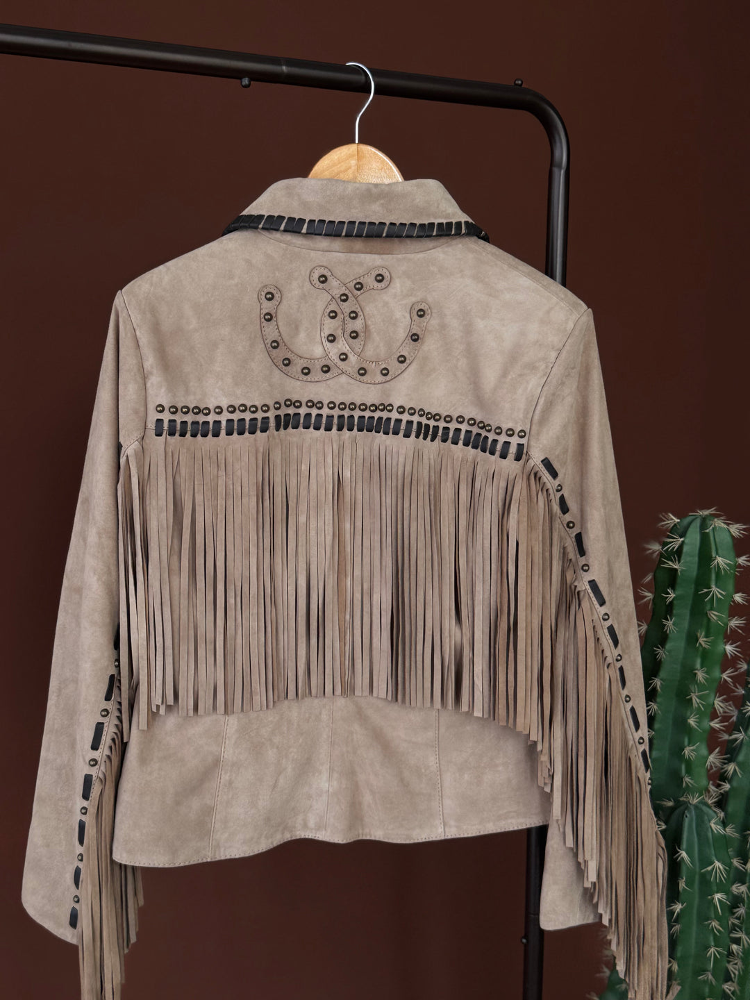 Horseshoe Jacket (Dusty Sand)