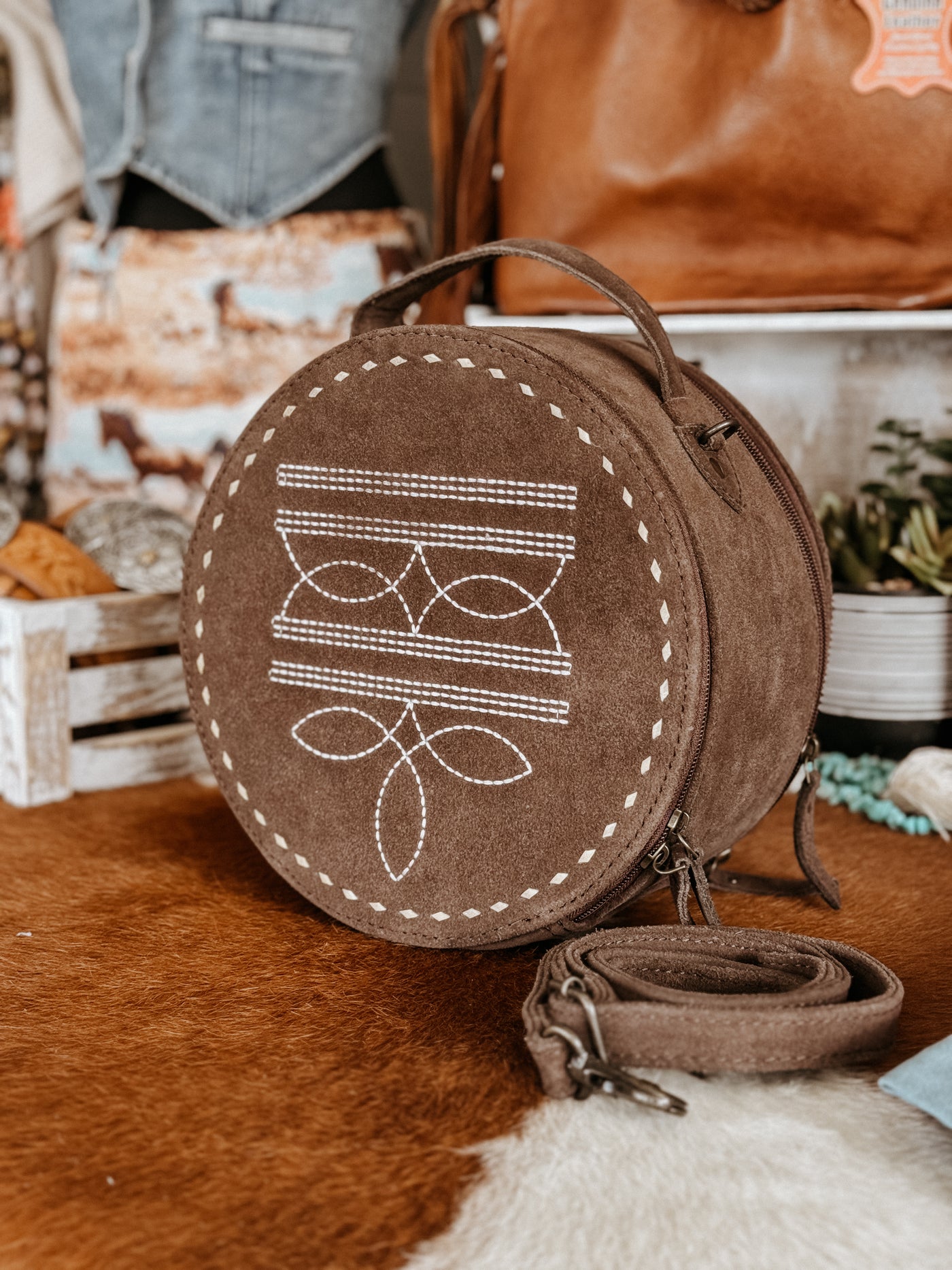 The Boot Stitch Canteen Bag (Brown)