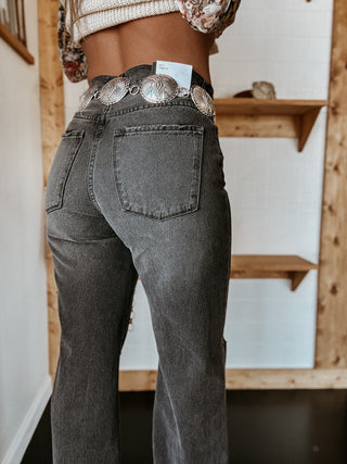 The High Rise Flare Jeans (BLK)