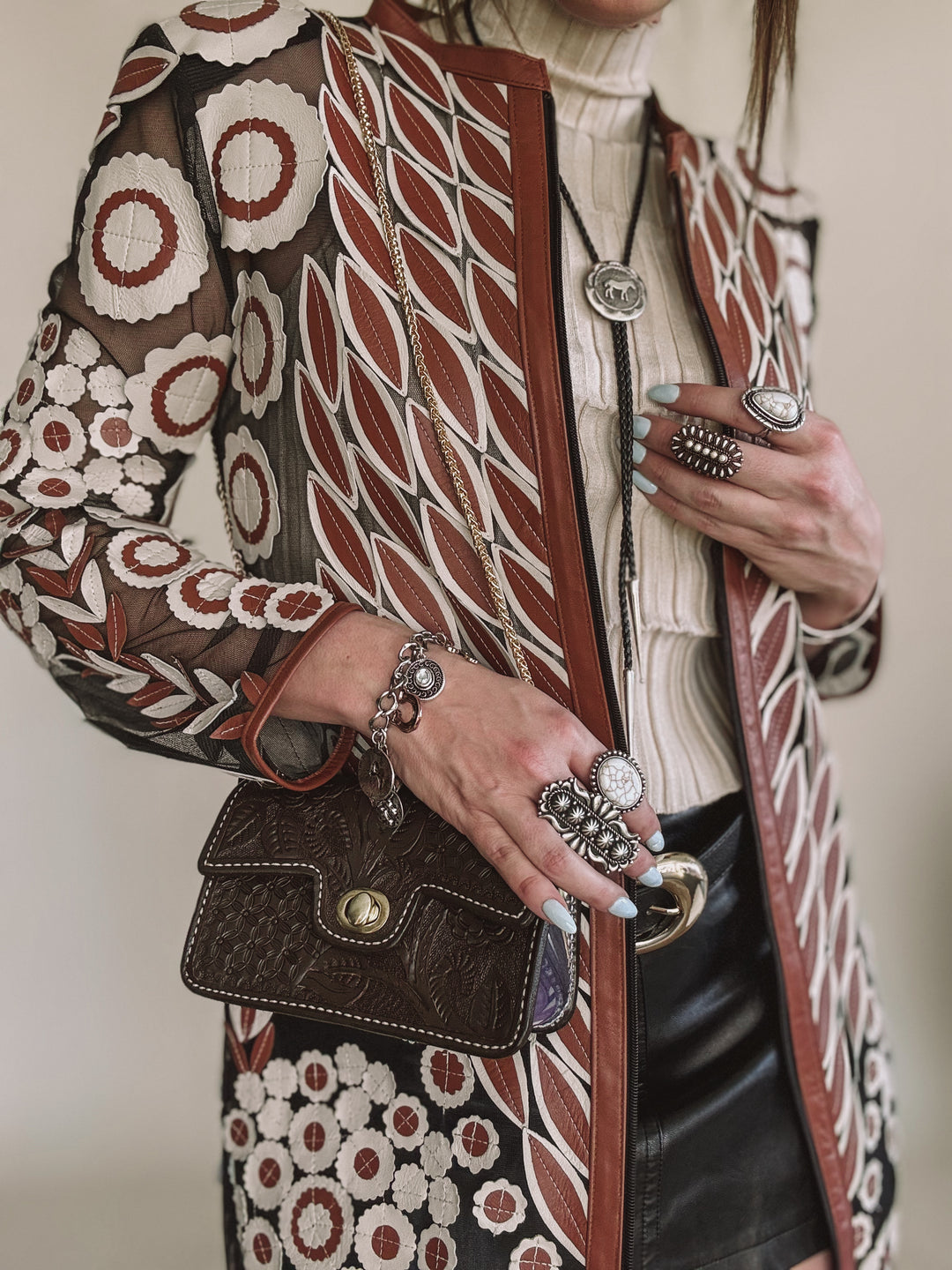 Anel Yazzie Concho (6,5)