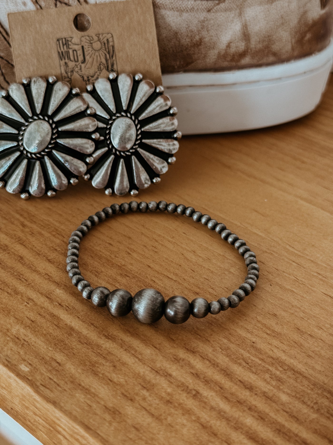 The Simple Pearled Bracelet