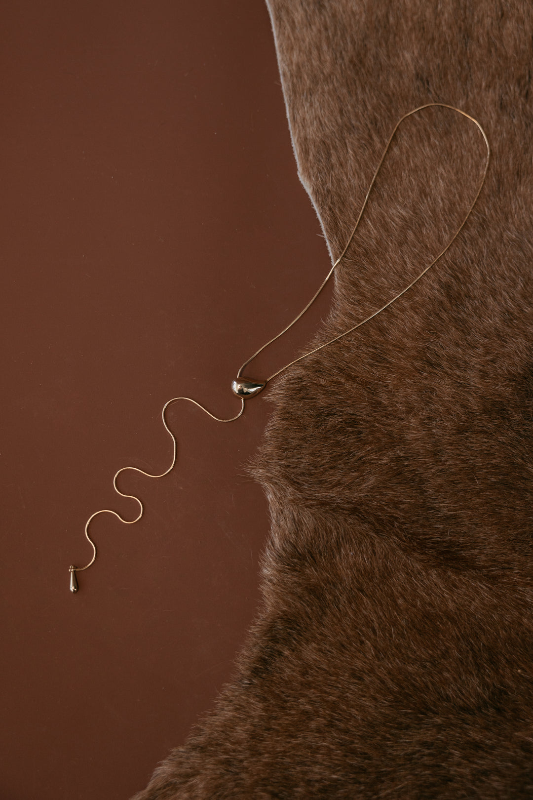 Sculpted Droplet Lariat Necklace - Gold