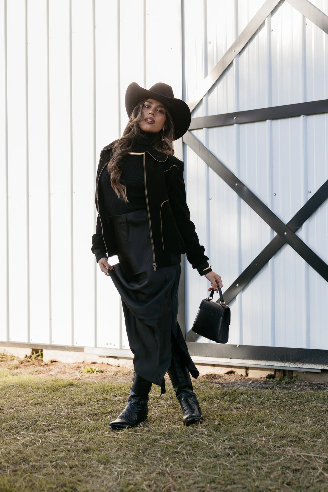 black cowgirl dress Ceyna Plus Size Summer Boho Western Dress,Women's Woven Casual Holiday Vacation Elegant Drawstring Waist Dress,Country Concert Rodeo Outfits perfect for beach vacations Black Satin Maxi Skirt |