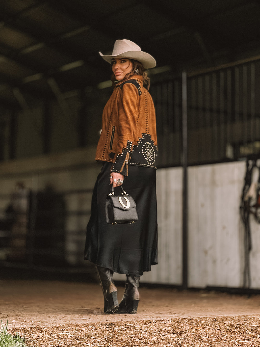 A jaqueta cravejada Scully