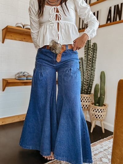 The Chaps Wide Leg Jeans (Dark Wash)