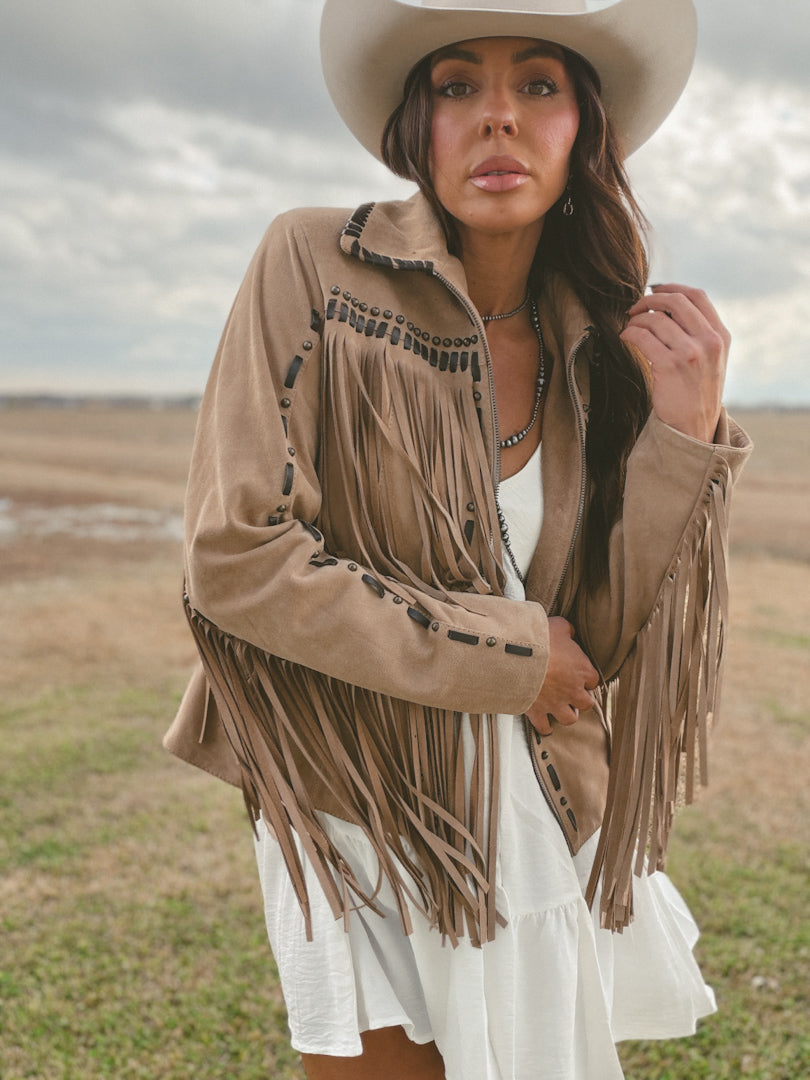 Horseshoe Jacket (Dusty Sand)