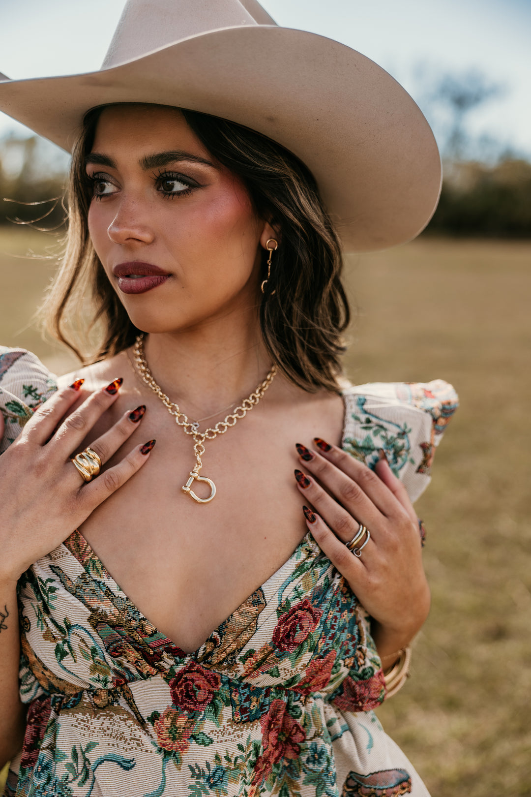 Gold Carabiner Pendant Necklace - Gold