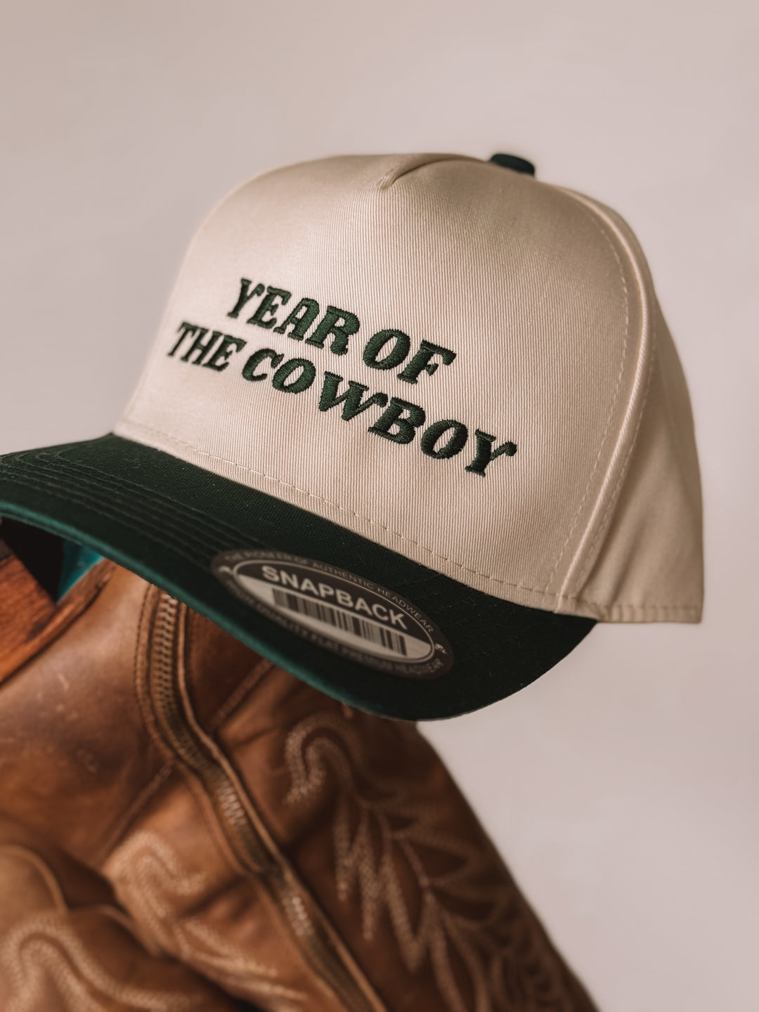 Adjustable snapback Western trucker hat cream and green