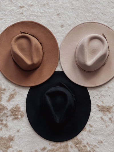 Sombrero Panamá con cinturón